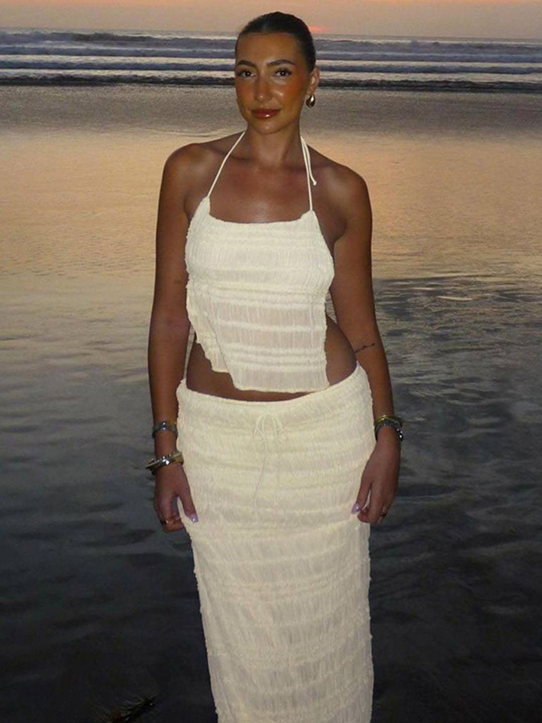 tenue ensemble avec longue jupe mousseline dos nu licou sans manches débardeur robe femme bohème décontracté deux pièces