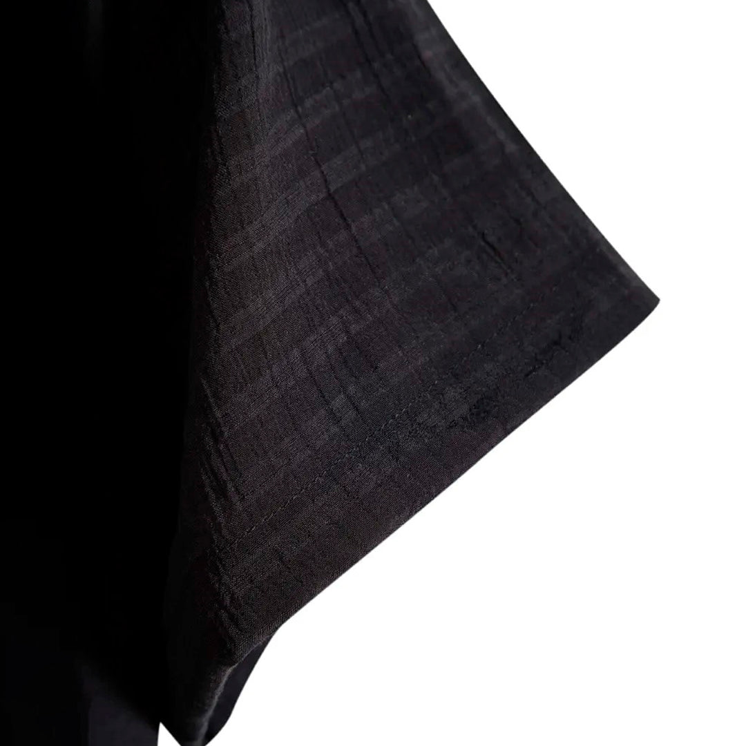 Modern basic short-sleeved shirt