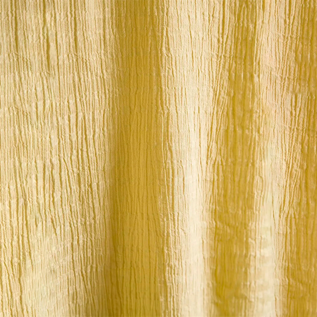 Modern basic short-sleeved shirt